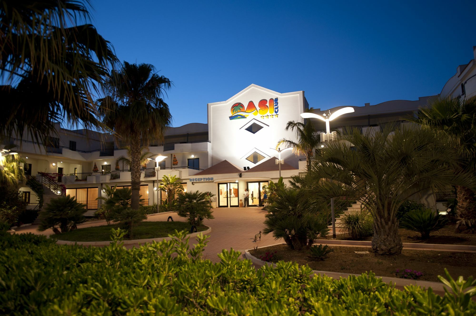 فيستَ Oasiclub Hotel - Appartamenti المظهر الخارجي الصورة
